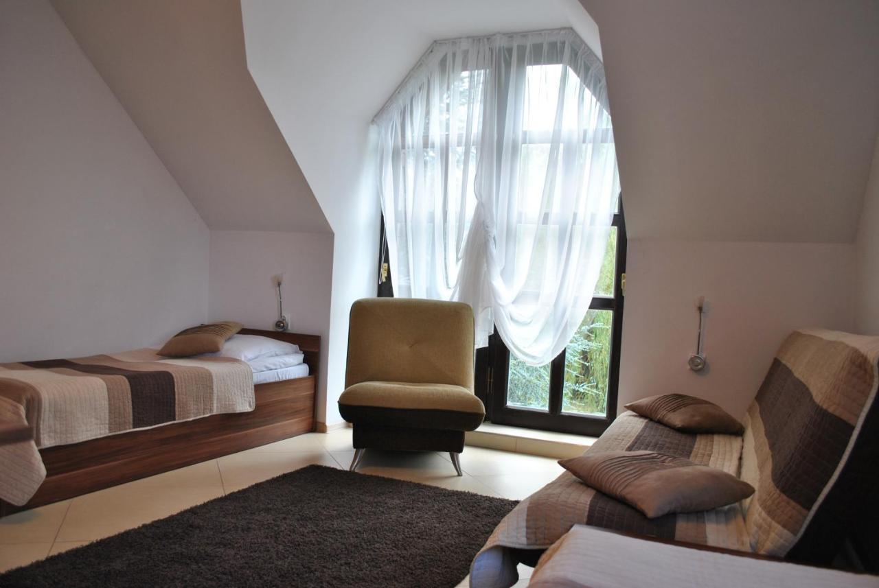 Dog Friendly Dom, Apartamenty Wichrowe Wzgorza Z Basenem Brenna ウストロン エクステリア 写真