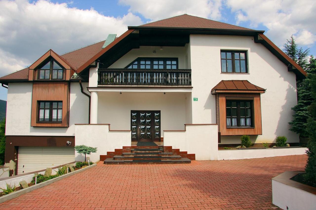Dog Friendly Dom, Apartamenty Wichrowe Wzgorza Z Basenem Brenna ウストロン エクステリア 写真