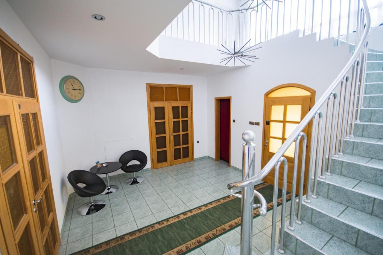 Dog Friendly Dom, Apartamenty Wichrowe Wzgorza Z Basenem Brenna ウストロン エクステリア 写真