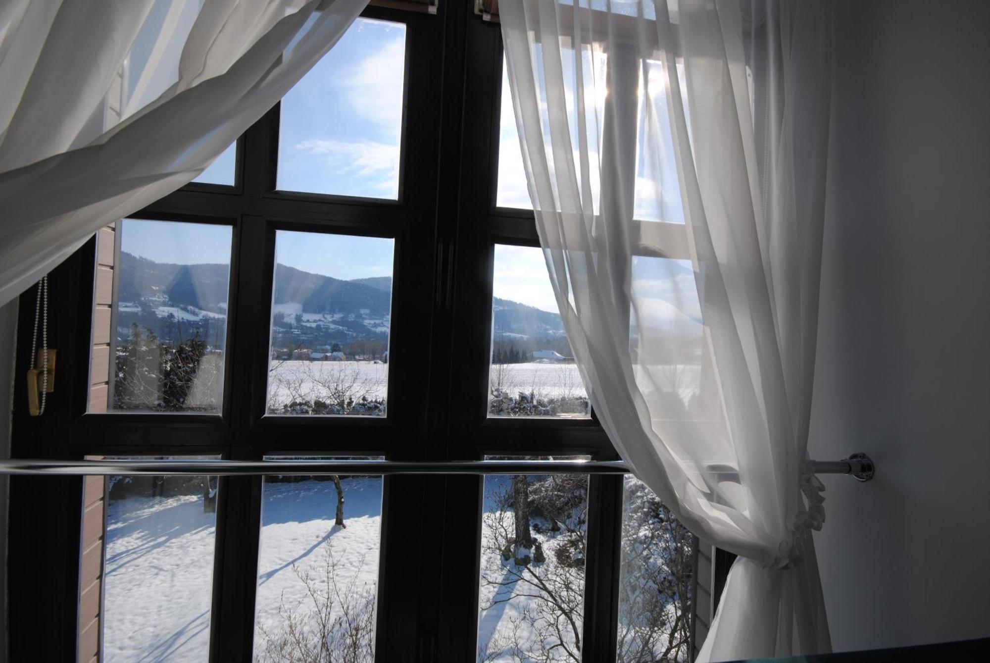Dog Friendly Dom, Apartamenty Wichrowe Wzgorza Z Basenem Brenna ウストロン エクステリア 写真