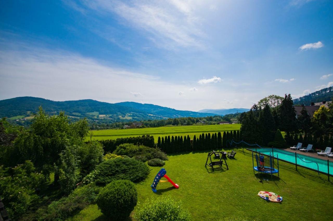 Dog Friendly Dom, Apartamenty Wichrowe Wzgorza Z Basenem Brenna ウストロン エクステリア 写真